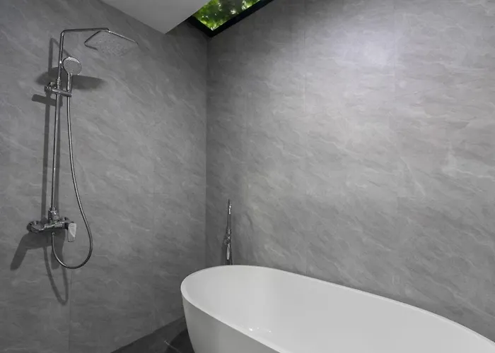 Verdant Bali Sekar Sari 4* デンパサール