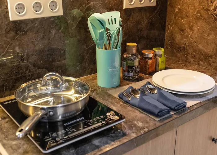 ホテル Verdant Bali Sekar Sari 4*